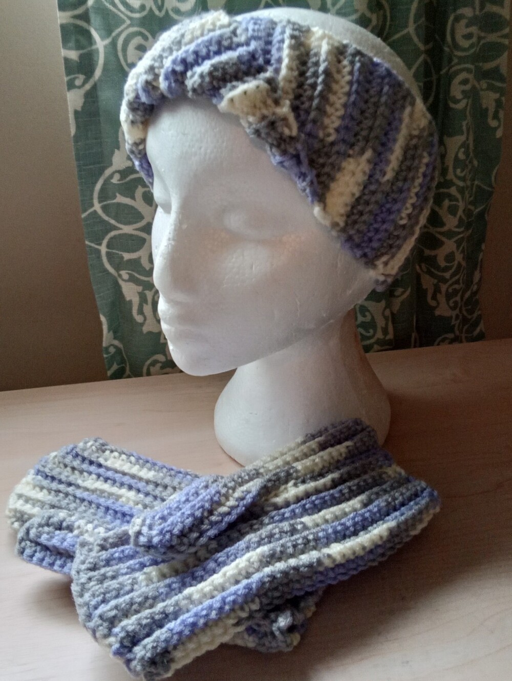 Hand Made OOAK Crochet Curly Top Beany Hat And Mitts NO Fuss Washer
